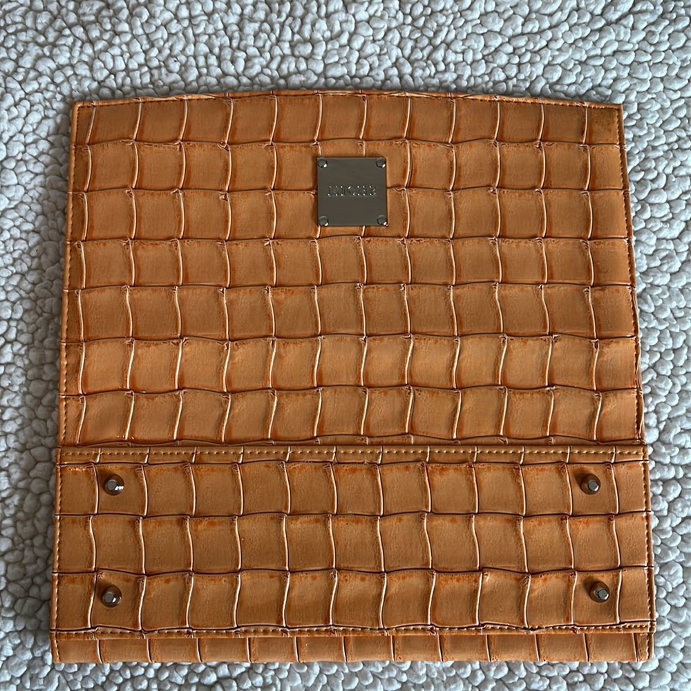 MICHE Classic Shell - Chloe